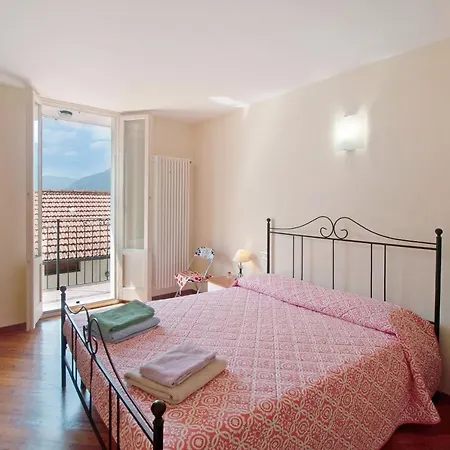 דירה Casa Corinna *